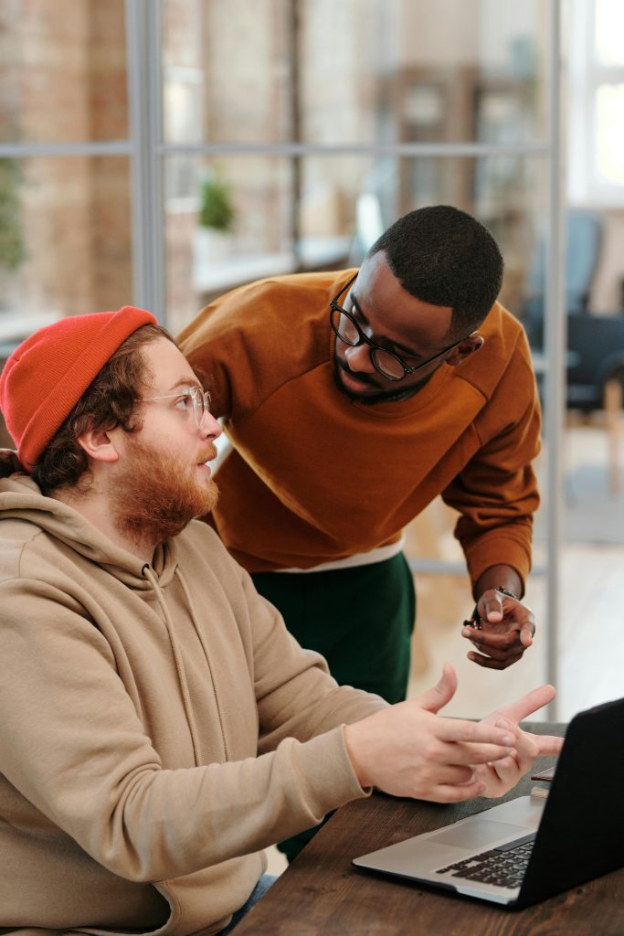 Pourquoi l’écoute active est indispensable pour un management réussi ? GK Hypnose à Toulouse