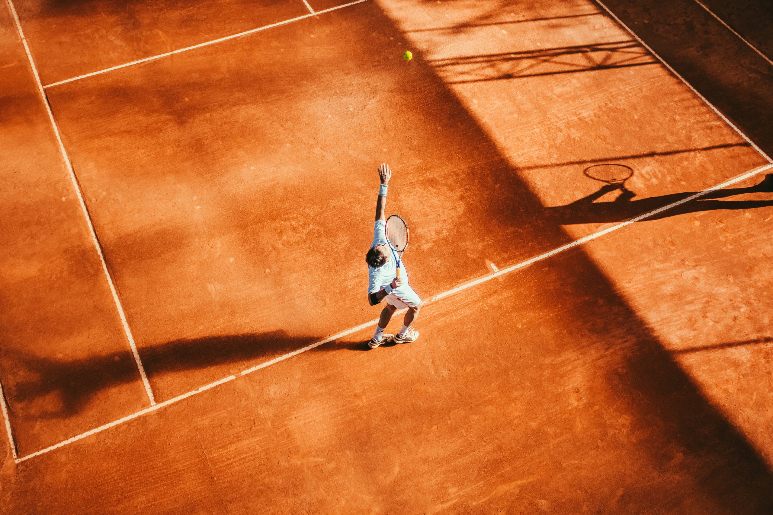 Débloquez Votre Meilleure Performance au Tennis avec l’Hypnose à Toulouse – Geoffrey Kapp Hypnothérapeute